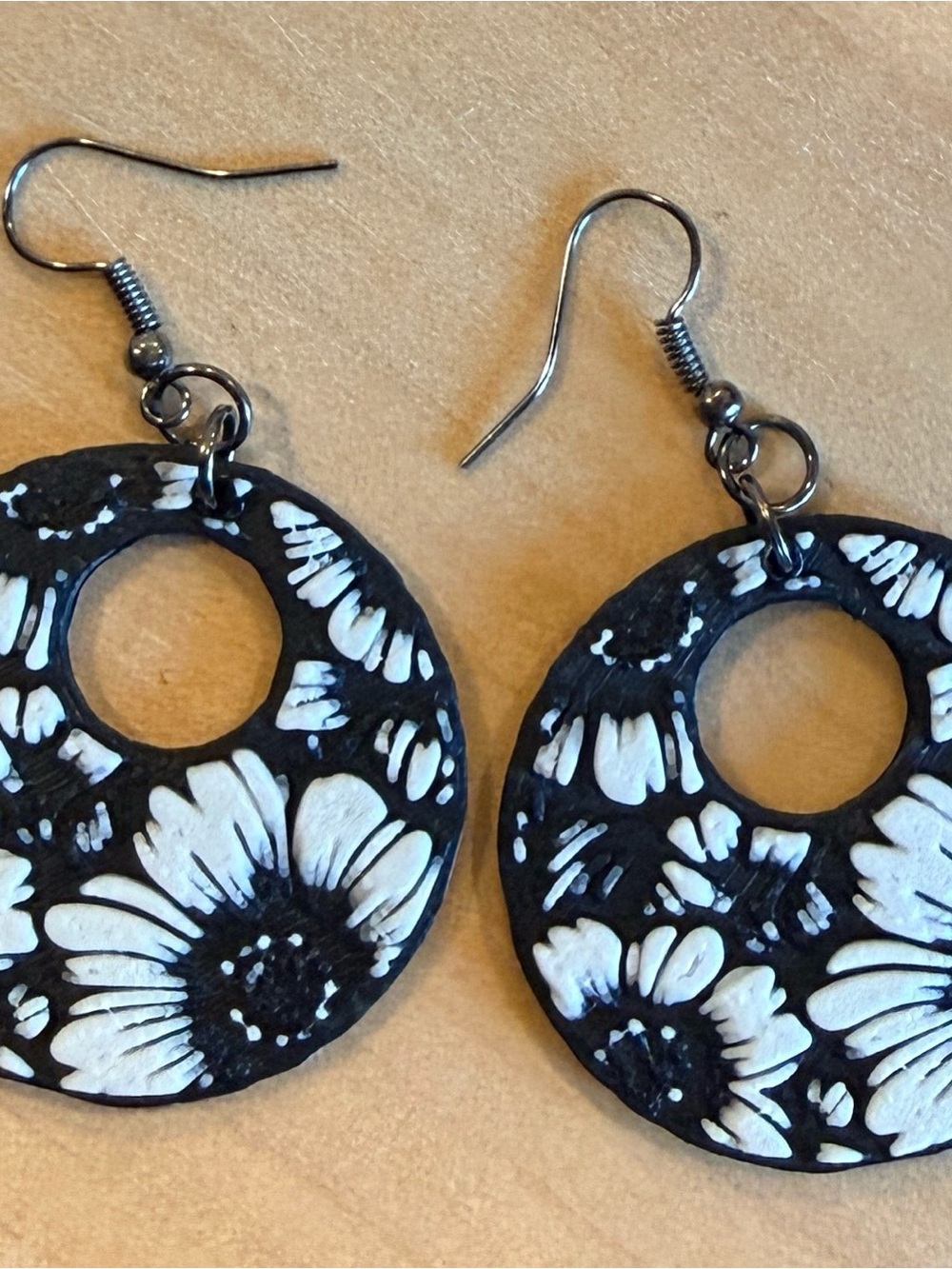 Black and White Floral Hoop Earrings - Women Jewelry